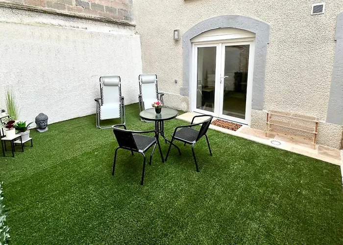 L\'Oasis De La Pyramide